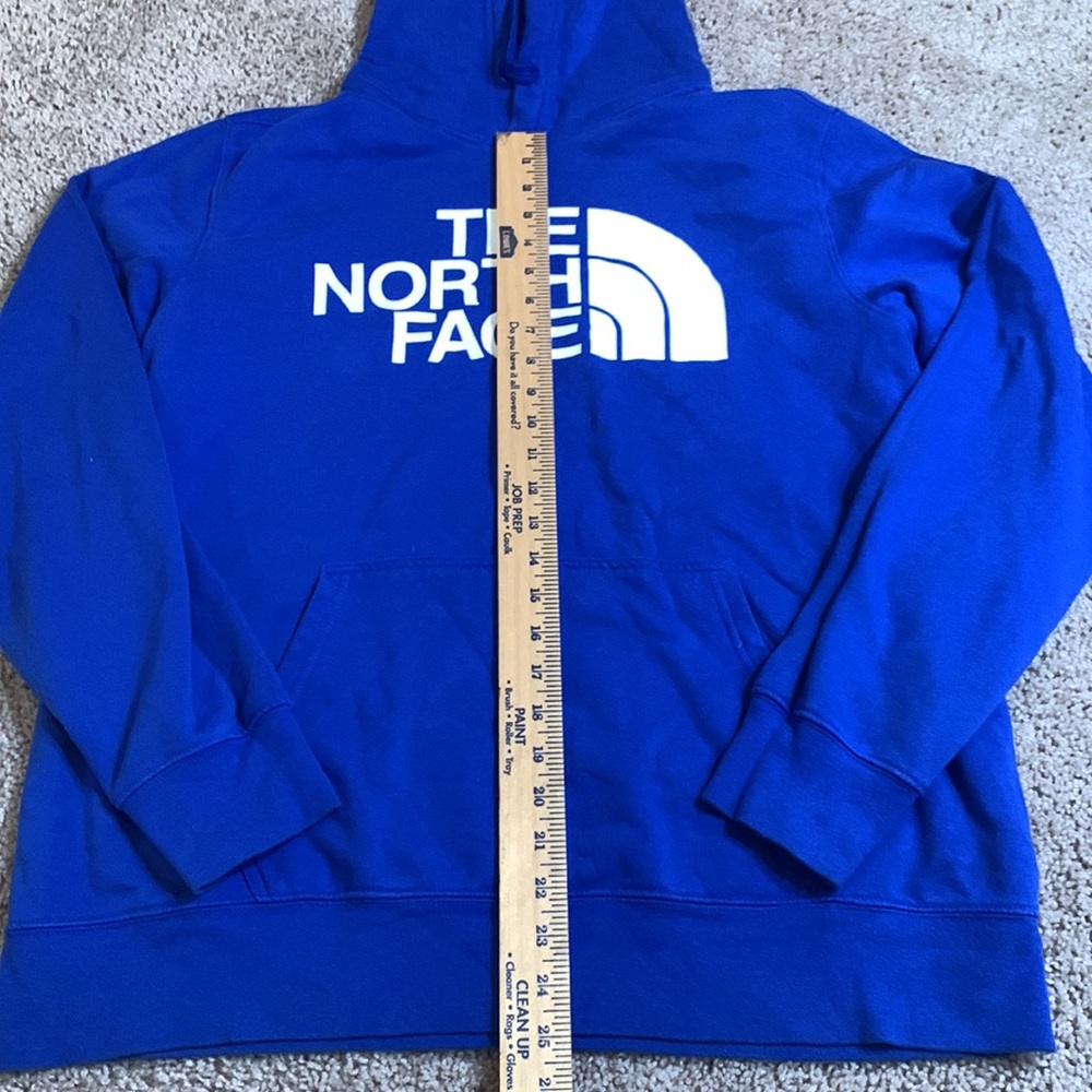 The North Face Logo Hoodie - Picture 2 of 7